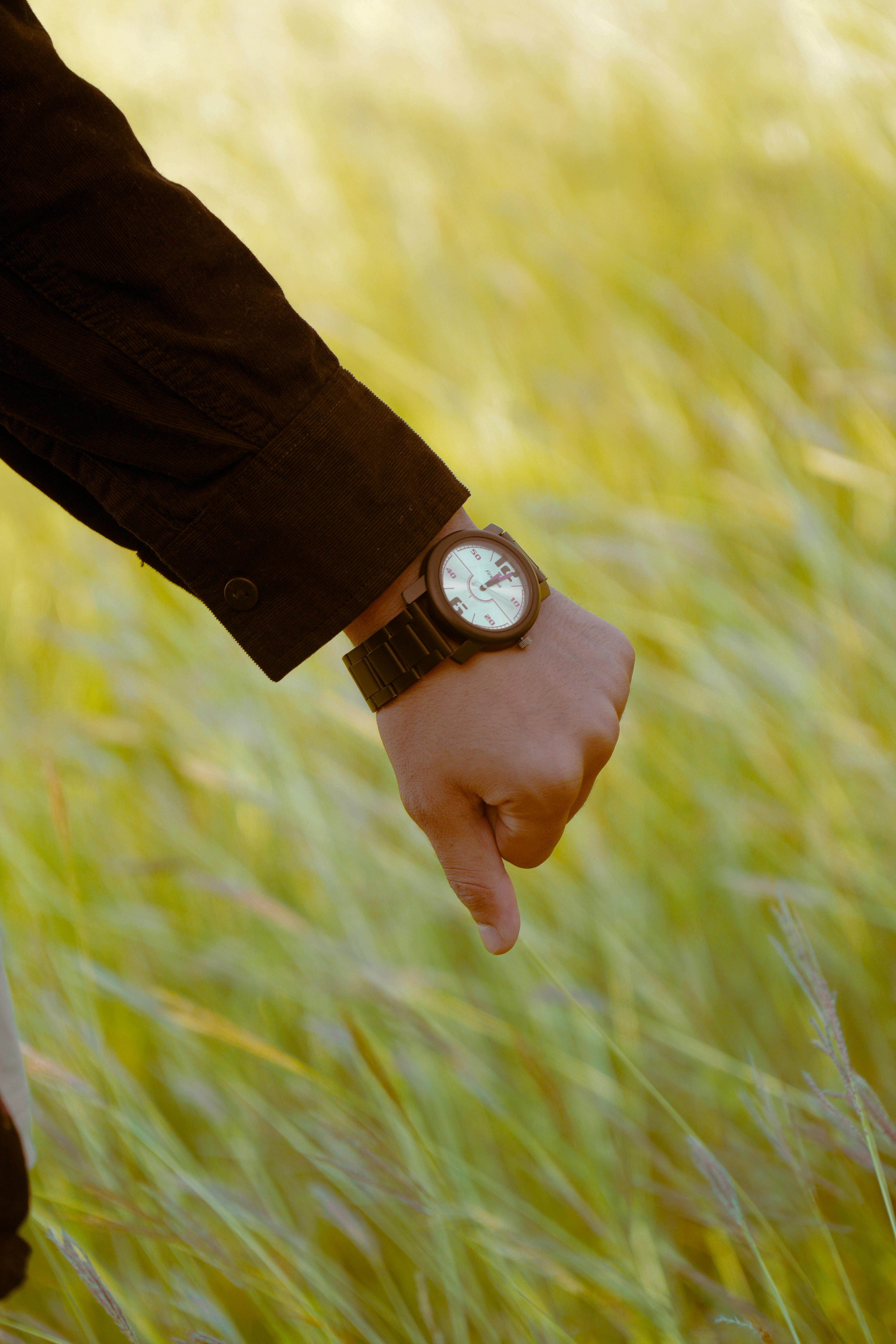 Hand watch store photography