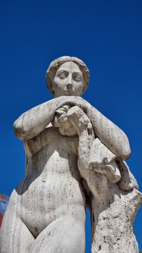 Kostenloses Stock Foto zu blauer himmel, skulptur, statue