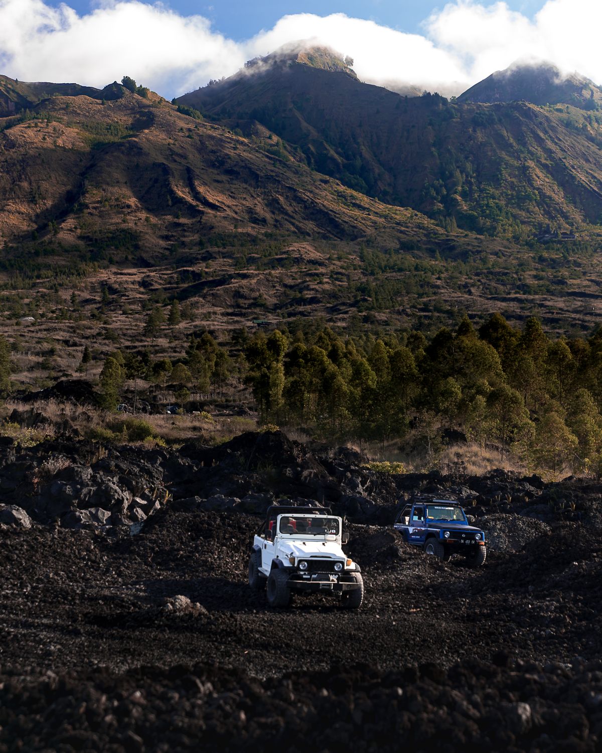 10 Crucial Safety Tips for Your First Volcano Trek in Bali