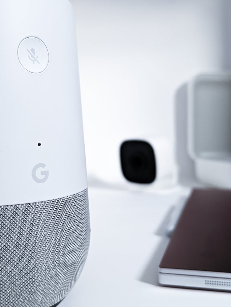 White Smart Speaker