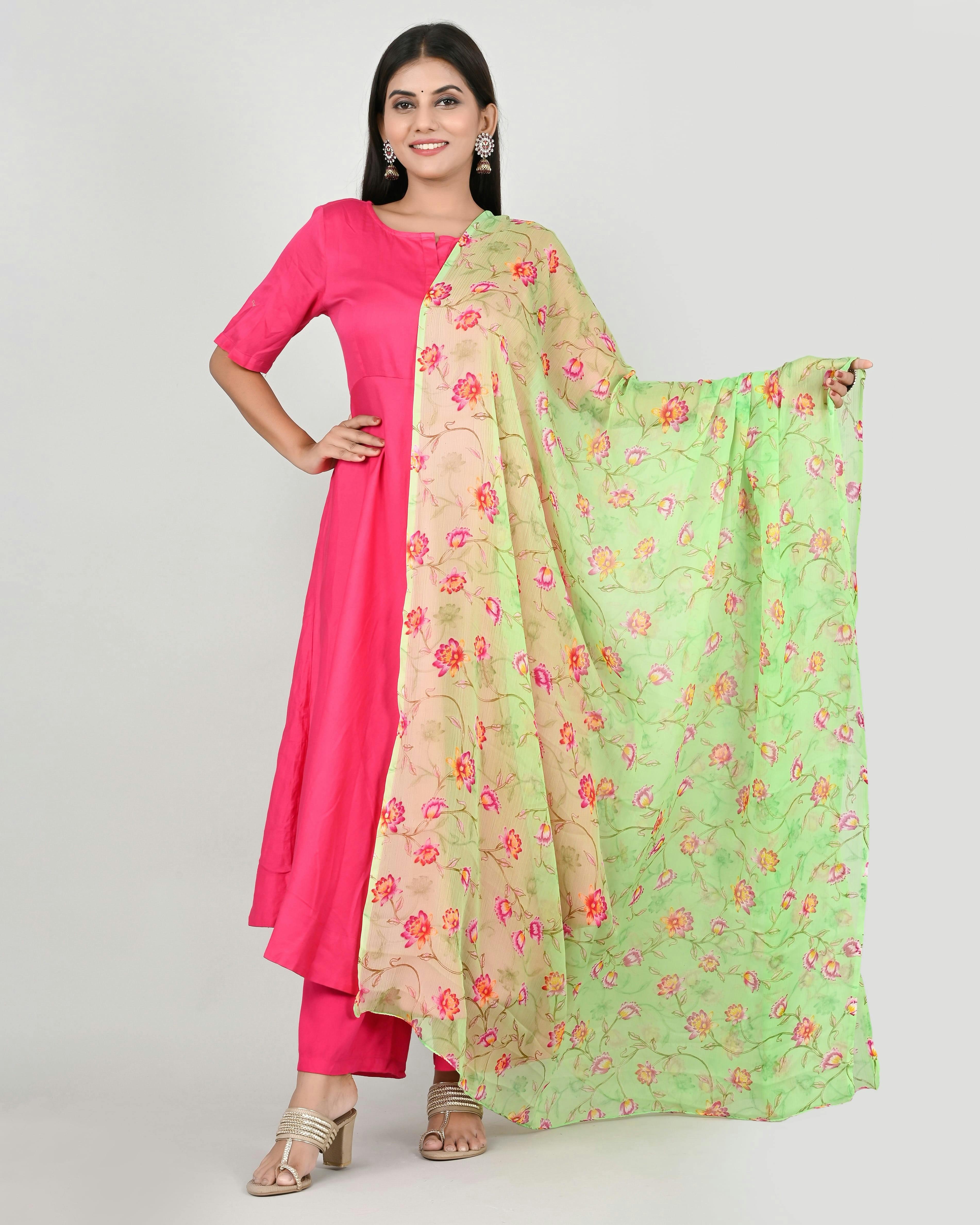 Pink And Green Dress Combination Photos, Download The BEST Free Pink And Green  Dress Combination Stock Photos & HD Images