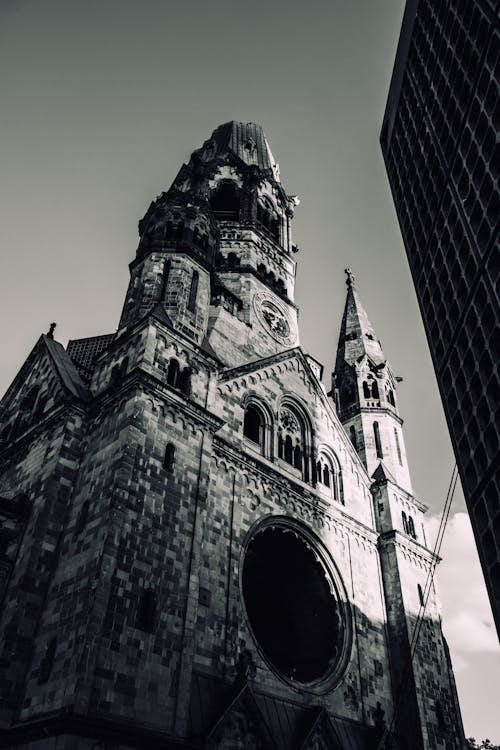 Gratis lagerfoto af berlin, gotisk arkitektur, gråtoneskala Lagerfoto