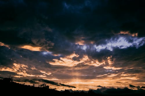 Gratis arkivbilde med daggry, dramatisk himmel, skumring Arkivbilde