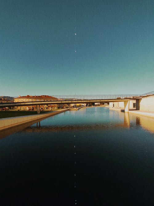 Gratis stockfoto met betonnen brug, brug, kanaal