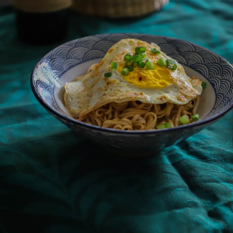 Garlic Egg Noodles with Green Onions