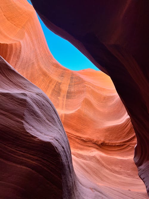 Photos gratuites de canyon, ciel bleu, contre-plongée