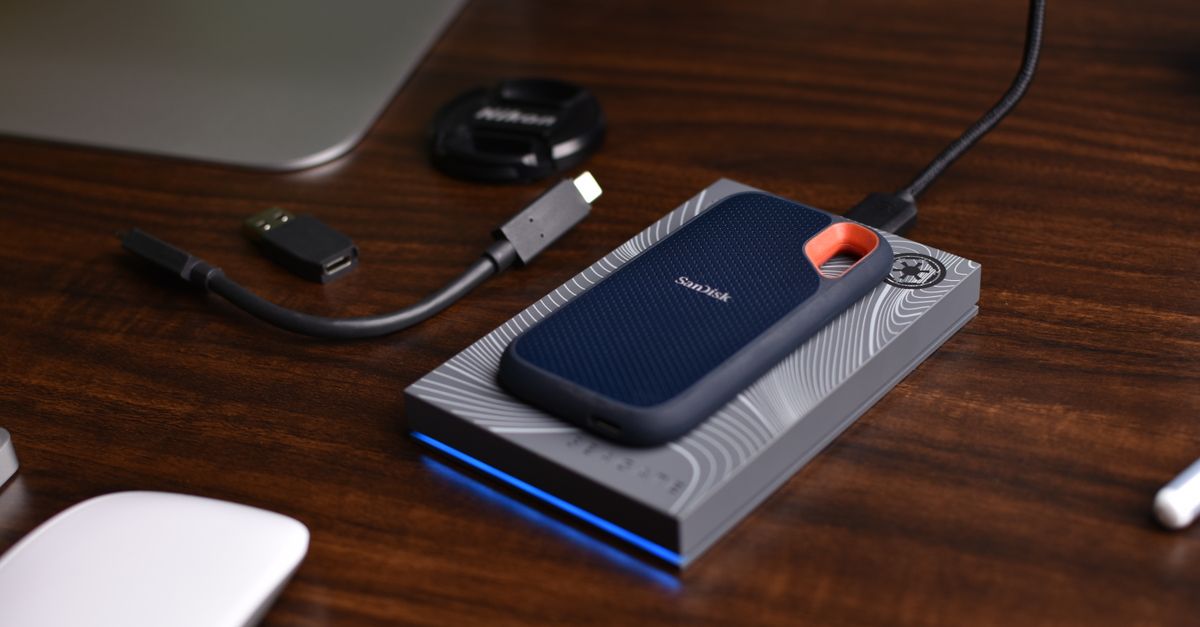 USB-C port connecting to external display