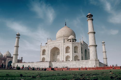 People at the Taj Mahal