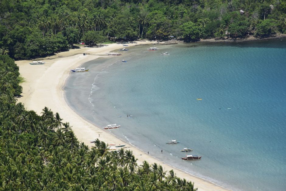 rekomendasi pulau tercantik di Filipina untuk liburan pantai