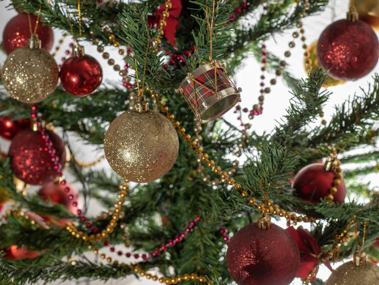 Christmas Tree With Ornaments