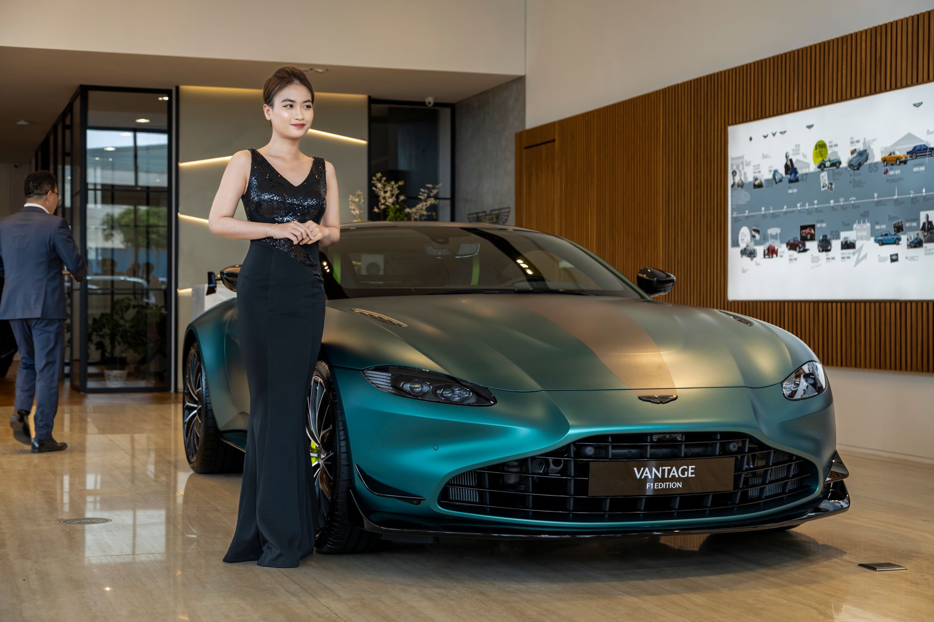 Aston Martin (AML) Reports 38% Revenue Increase for H1 2026