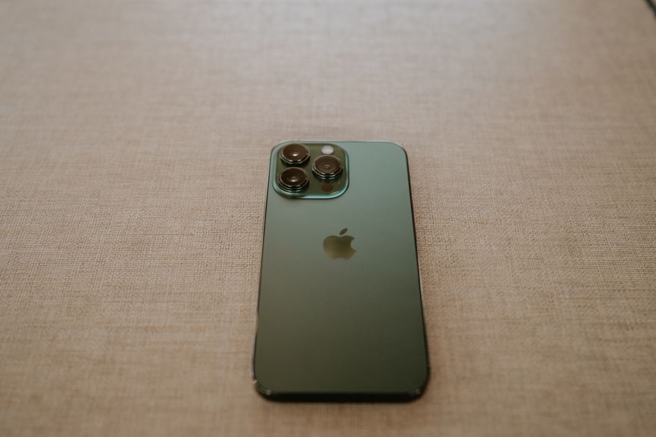 Apple Abandona Plano Ambicioso para Atualização de iPhone Seamless