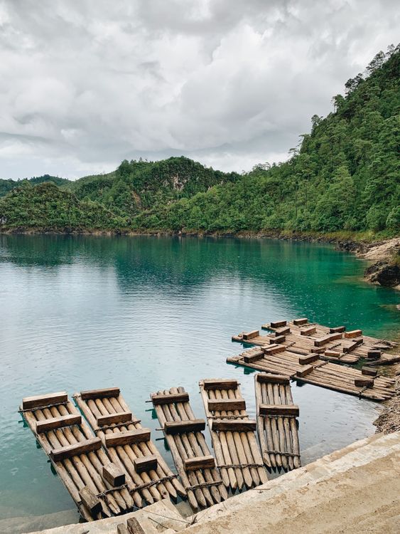 Lake Rafe's Wooden Rafts on Lakeshore · Free Stock Photo