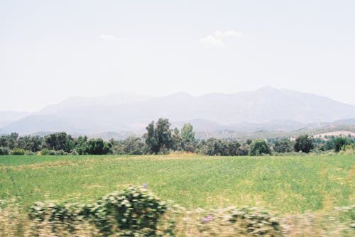 Fotobanka s bezplatnými fotkami na tému dedinský, horizont, hory