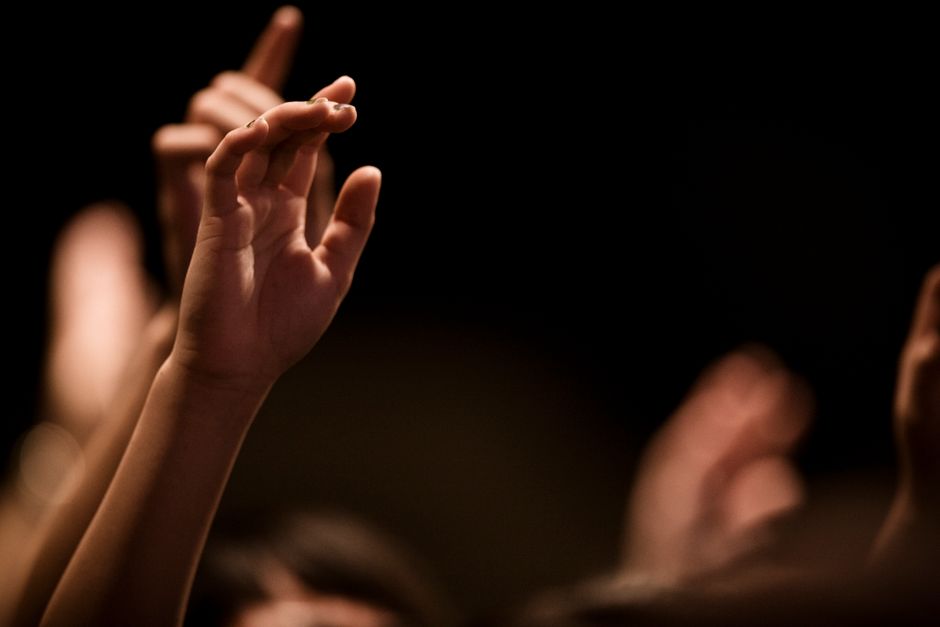 hands raised in worship - christian trauma healing network hands raised in worship - christian trauma healing network