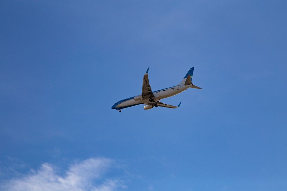 Breeze Airways' Potential 2027 IPO Suggests Shifting Airline Competition: Investors and Tourism Operators Should Monitor Route Expansions