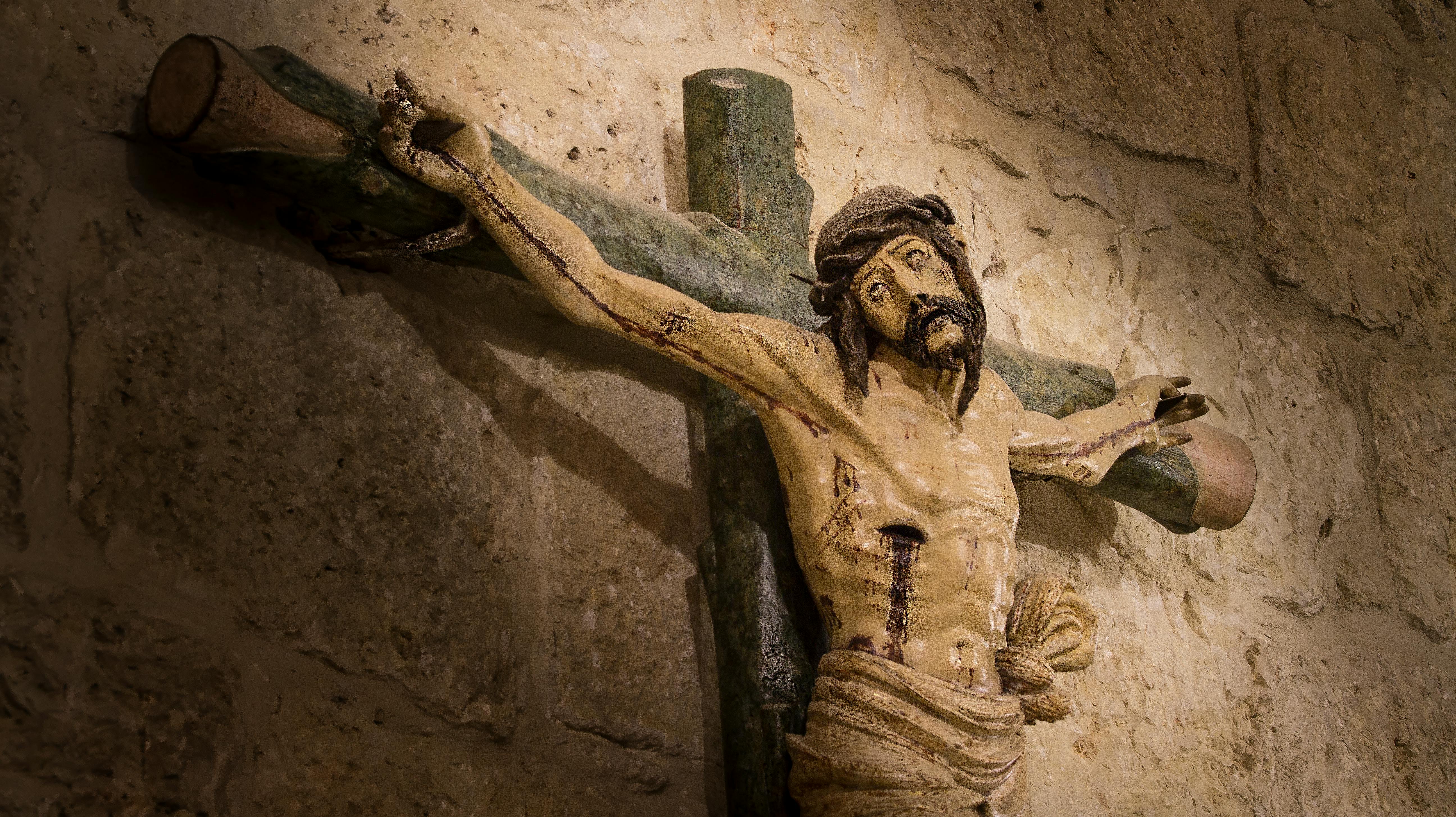 Plastic Figure of Jesus on Cross · Free Stock Photo