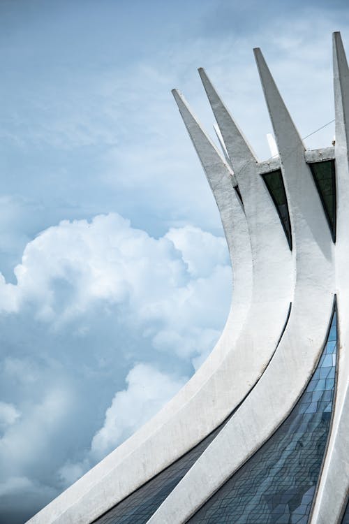 Gratis stockfoto met arquidiocese de brasilia, basiliek, blauwe lucht