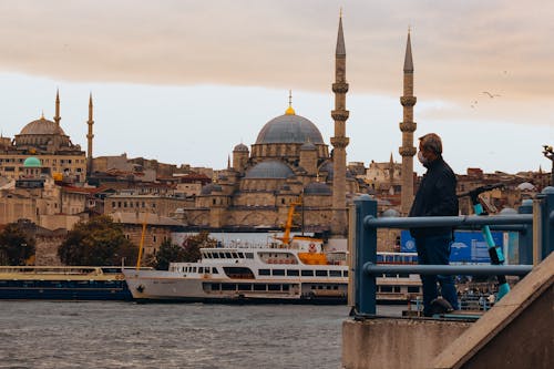 Kostenloses Stock Foto zu boote, bosporus-straße, brücke