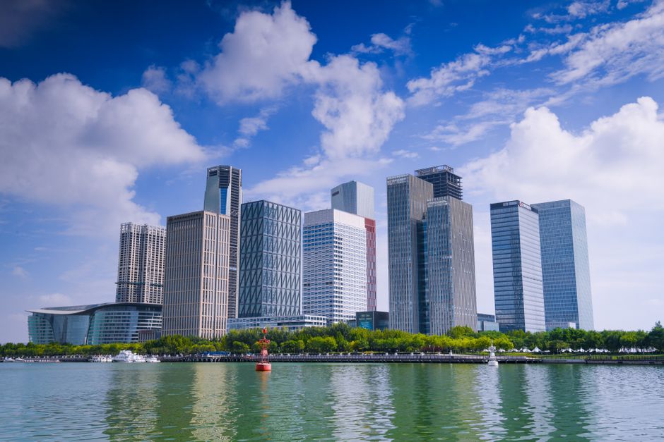 Cloud Sprawl and AI: Are Organizations Learning from Past Lessons?
