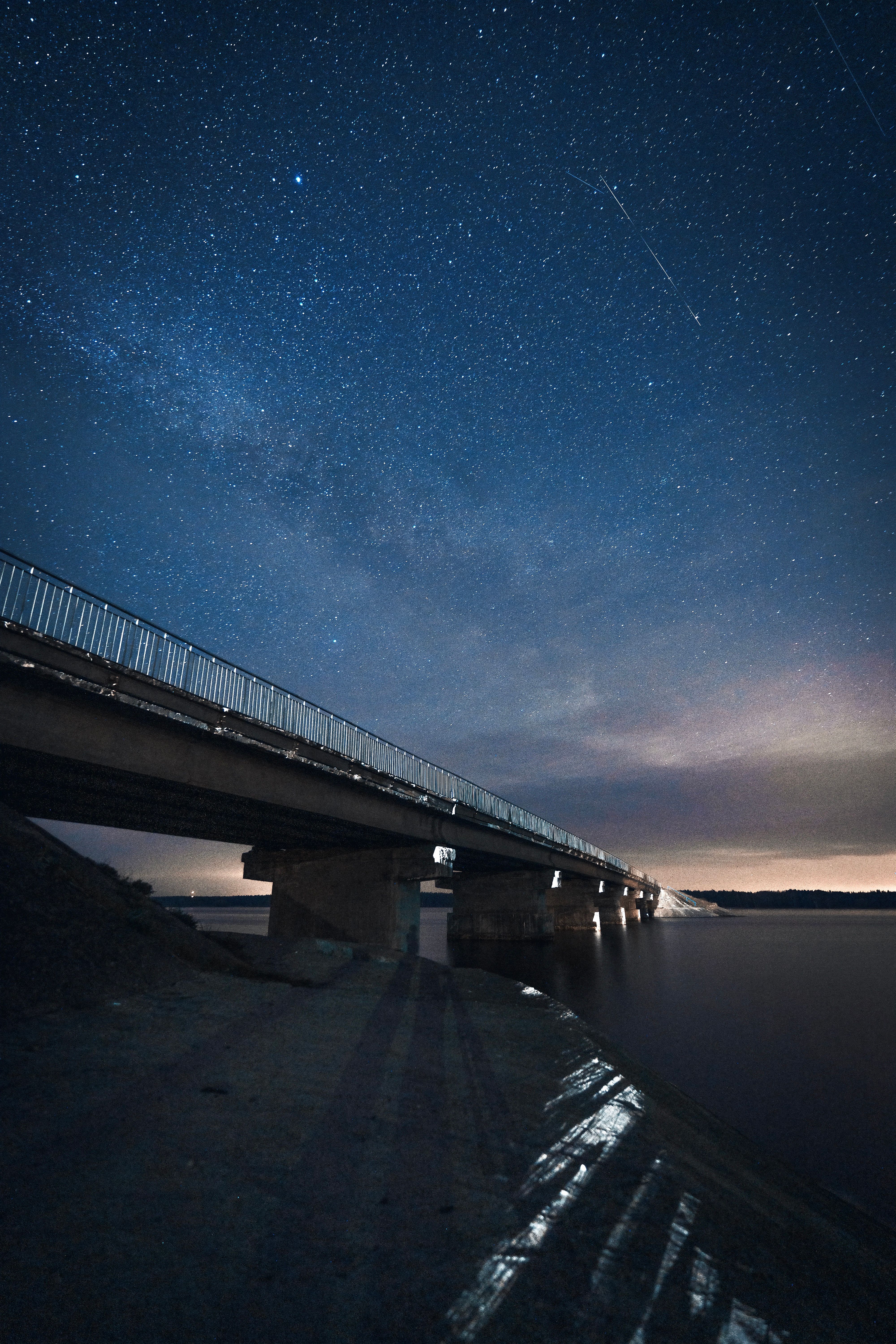Concrete Bridge Under the Starry Sky · Free Stock Photo
