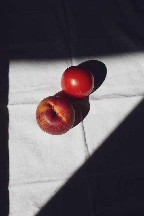 Безкоштовне стокове фото на тему «apple, вертикальні постріл, вид зверху»
