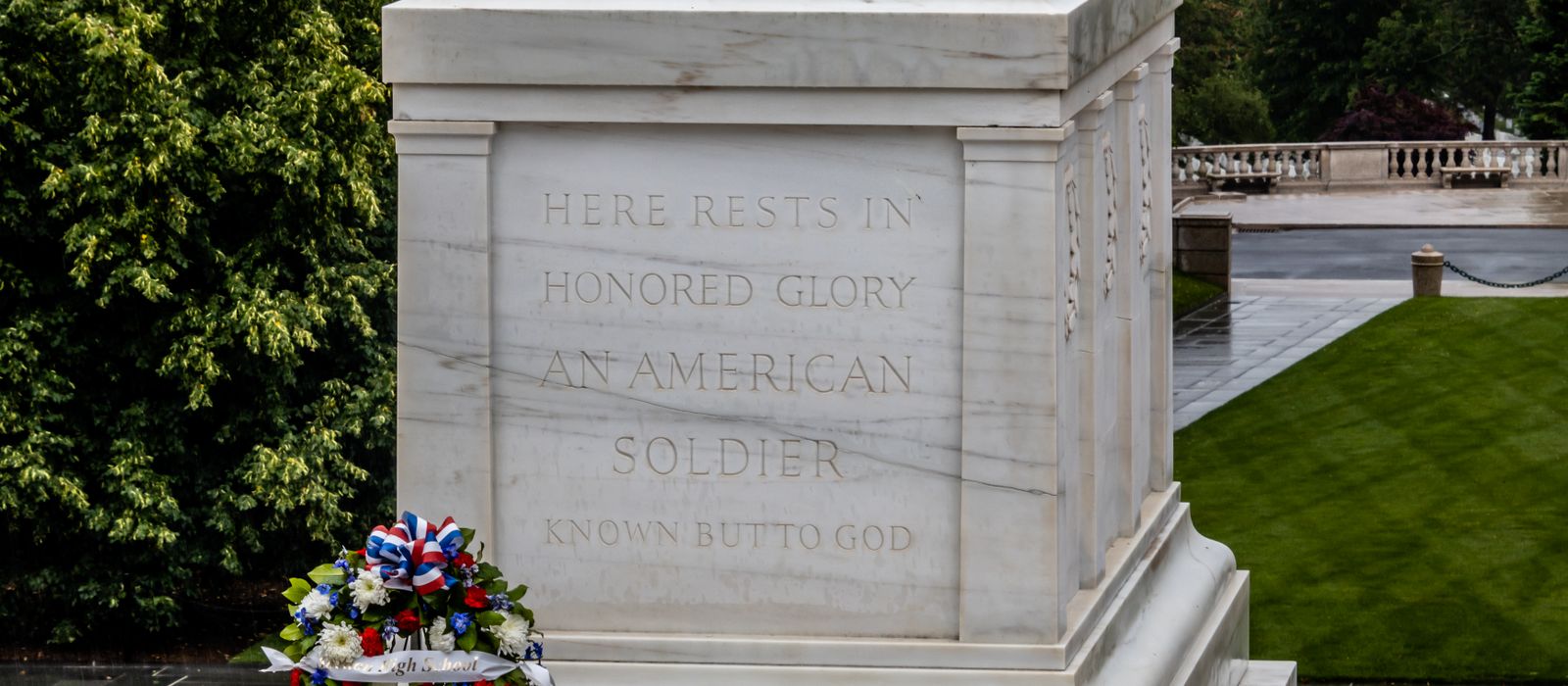 Iconic Tomb of the Unknown Soldier in Arlington, Virginia commemorating fallen soldiers.