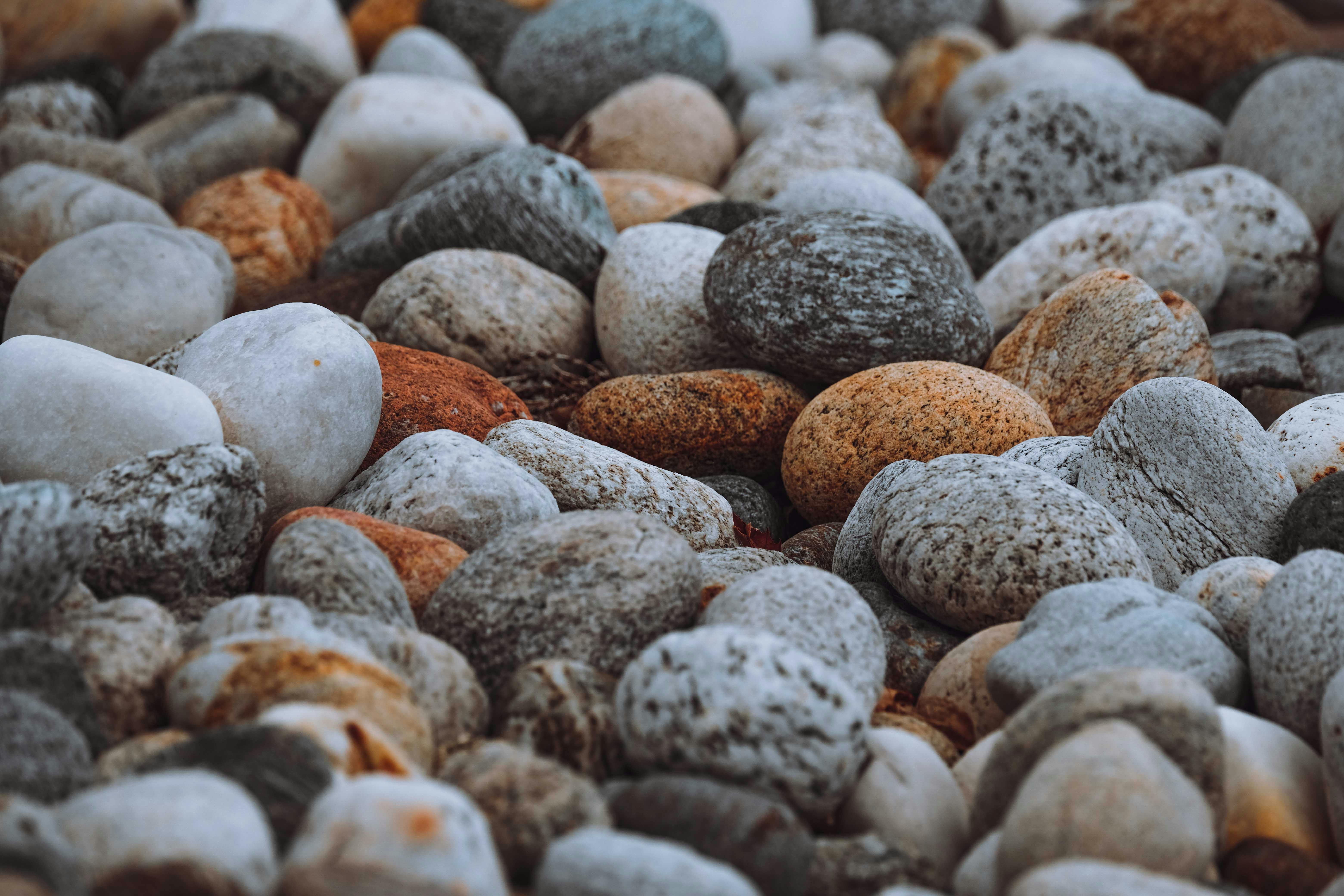 4K Pebbles Wallpapers