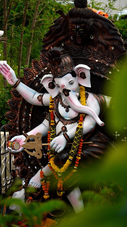 Ilmainen kuvapankkikuva tunnisteilla "garlands", ganesha, hindujumala