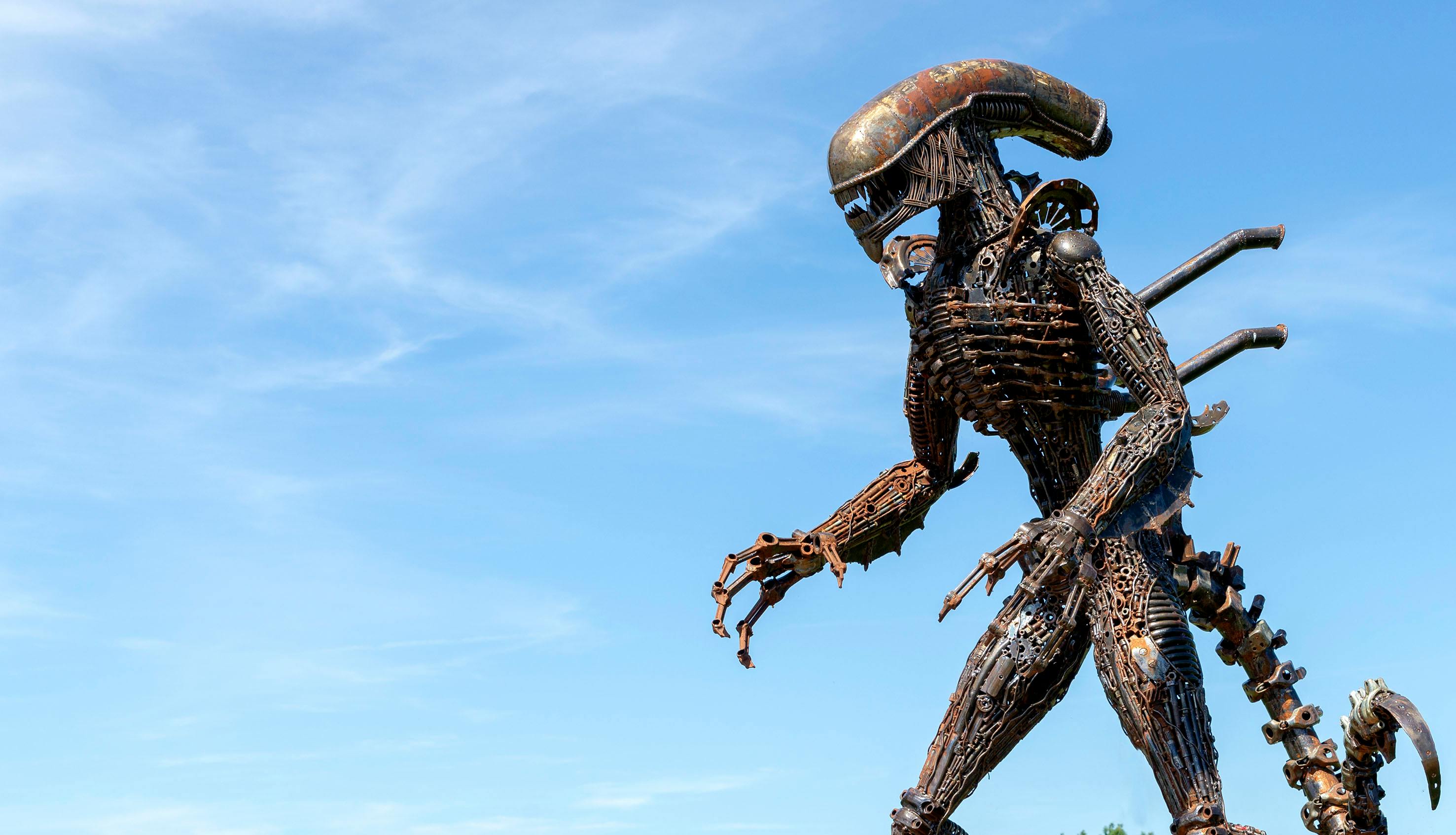 Free stock photo of aliens, ironwroks, sculpture