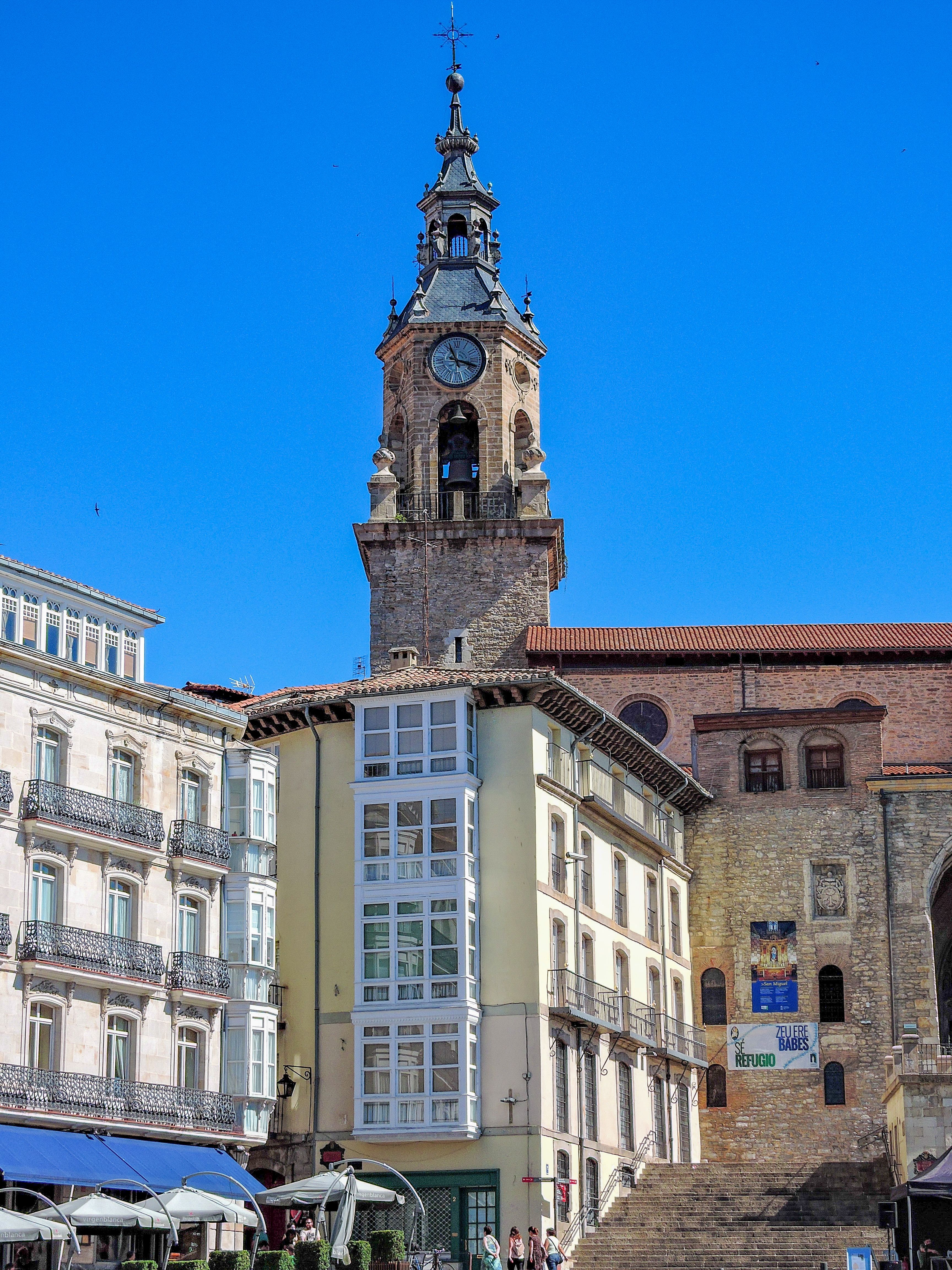 ¿Es real esto? Vuelos de lujo a Vitoria-Gasteiz por solo 58€ p.p./noche