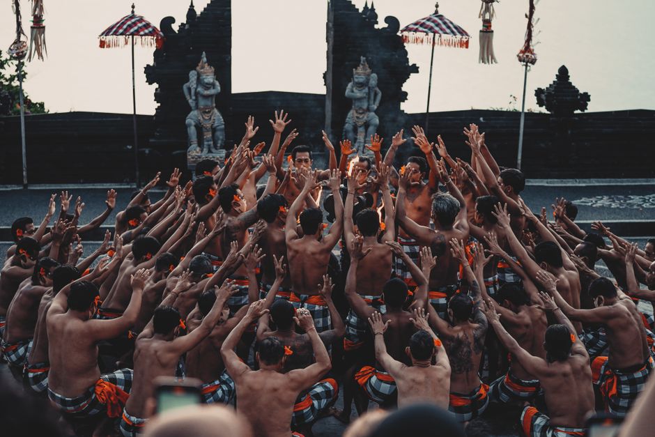 Ritual Maengket: Simbol Persatuan dalam Budaya Masyarakat Manado