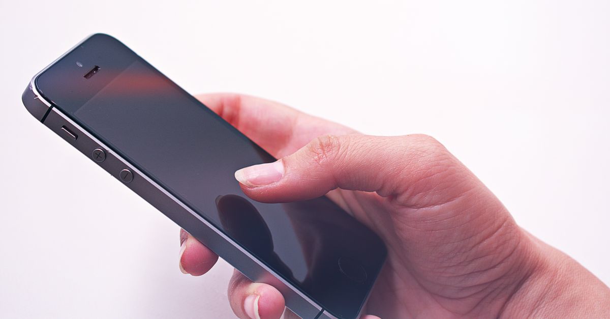 iOS 27 大刀闊斧!Siri AI 搶佔 iPhone 頂部手勢,15 年「通知中心」肌肉記憶將改寫
