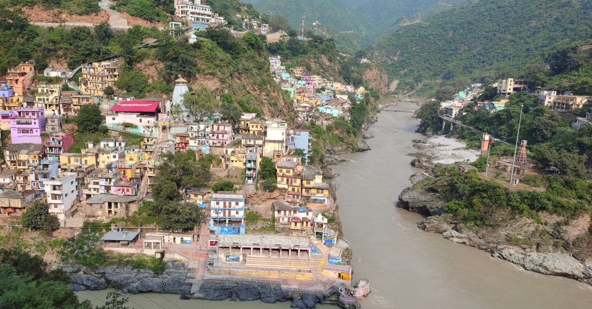 Devipur Aerial View of a Town in Devprayag, Uttarakhand, India · Free Stock Photo