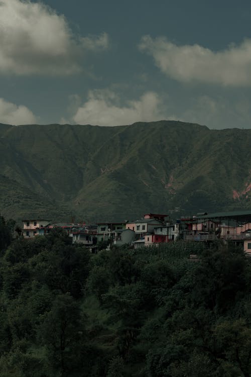 Foto profissional grátis de aldeia, aldeias, casas