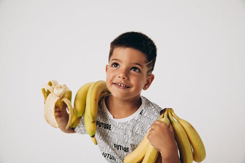 Gratis stockfoto met bananen, gezond, glimlachen