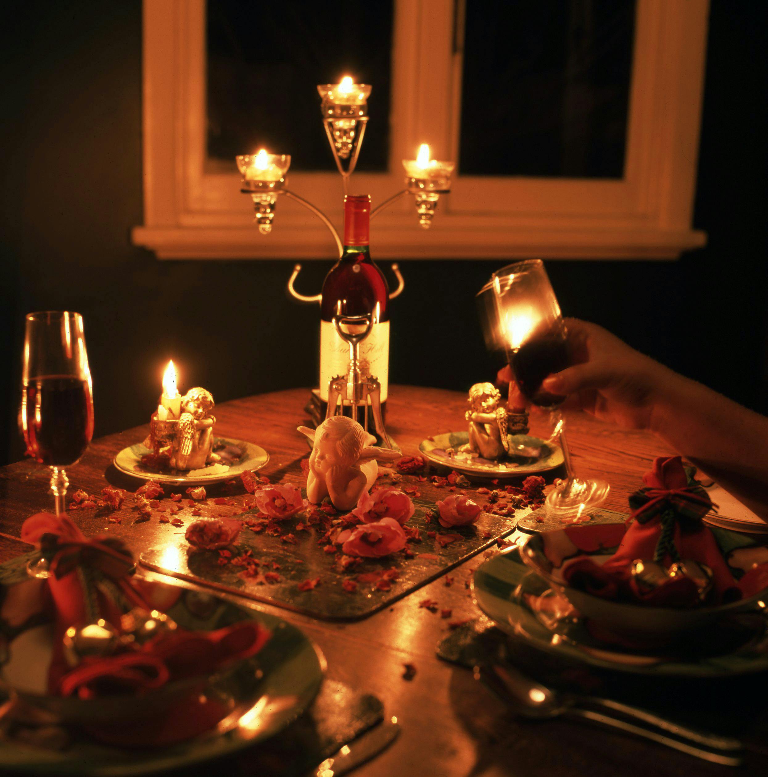 Free stock photo of candlelight, dinner table, glass of wine
