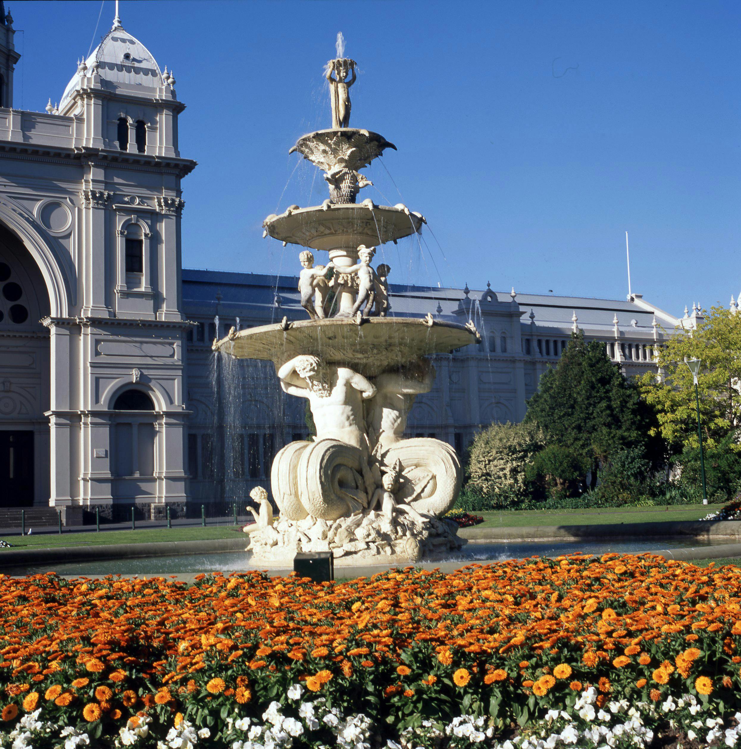 Free stock photo of architectural design, flower garden, Water fountain