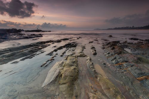 Безкоштовне стокове фото на тему «берег моря, вода, камені» стокове фото