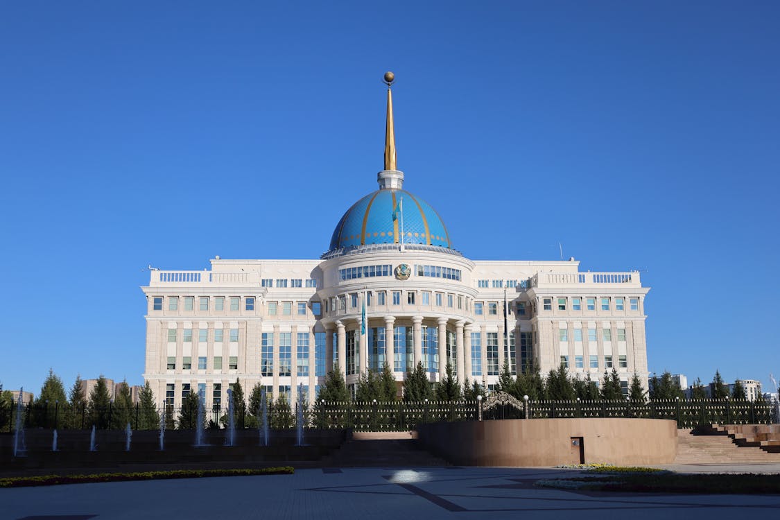 Больничные выплаты и налоги: что изменилось с 1 июля в Казахстане