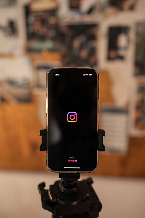 Fotobanka s bezplatnými fotkami na tému Instagram, mobilná aplikácia, mobilný telefón