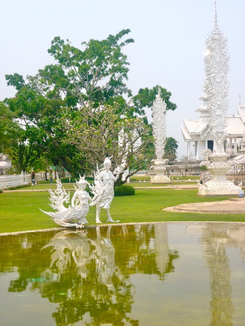 Free Wat Rong Khun by Kate Branch  Stock Photo