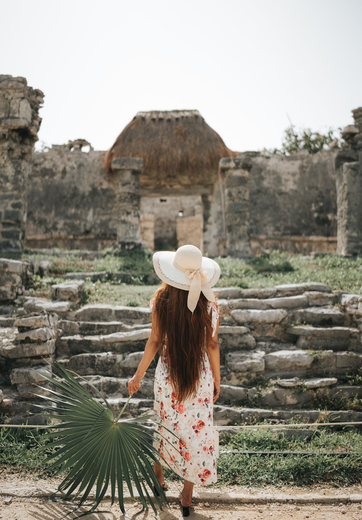 Explorando ruinas mayas en Tulum