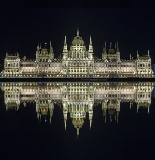 Δωρεάν στοκ φωτογραφιών με αντανακλάσεις, απόγευμα, Βουδαπέστη Φωτογραφία από στοκ φωτογραφιών