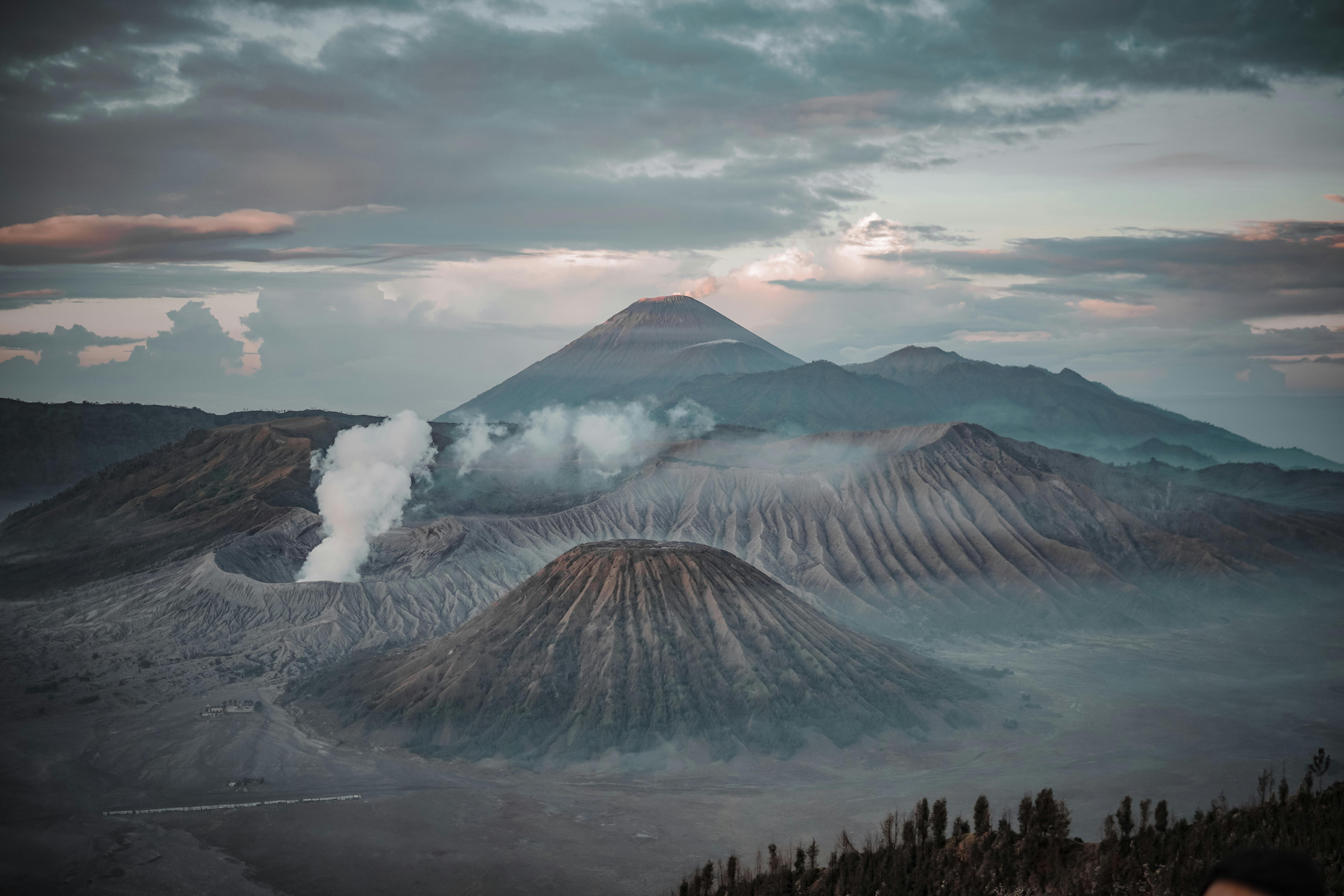 Pre Wedding Bromo by Mixoo by Mixoo & Co Photography Bali-Jogja |  Bridestory.com