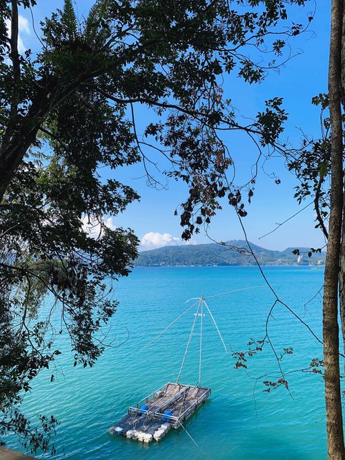 Free lakes and mountains Stock Photo