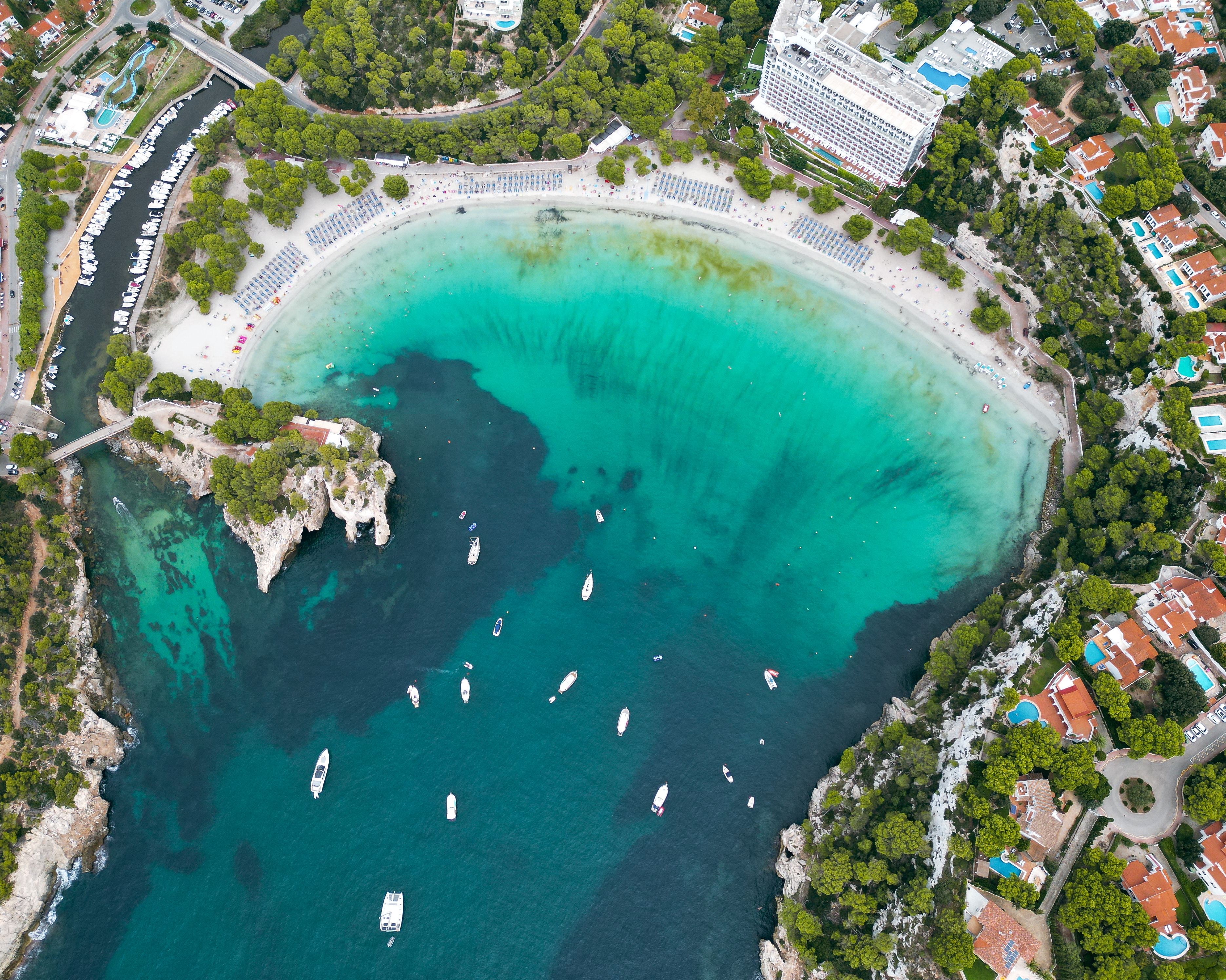 Cala Macarella i Macarelleta
