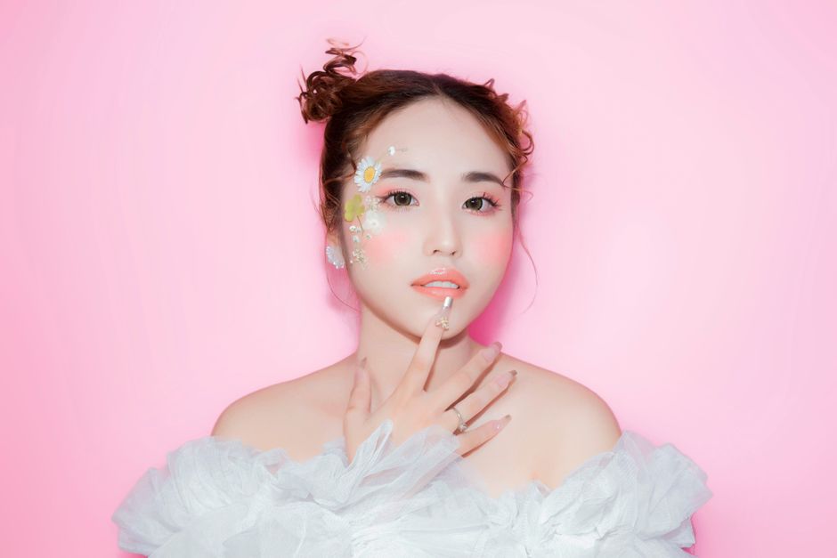 Kem nền hợp da người Việt cho mẹ bỉm sữa: lựa chọn thông minh