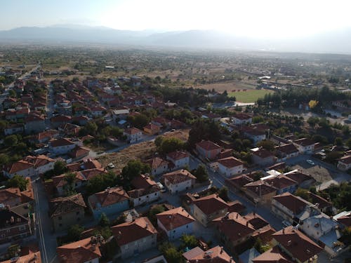 Ingyenes stockfotó drónfotózás, falu, házak témában