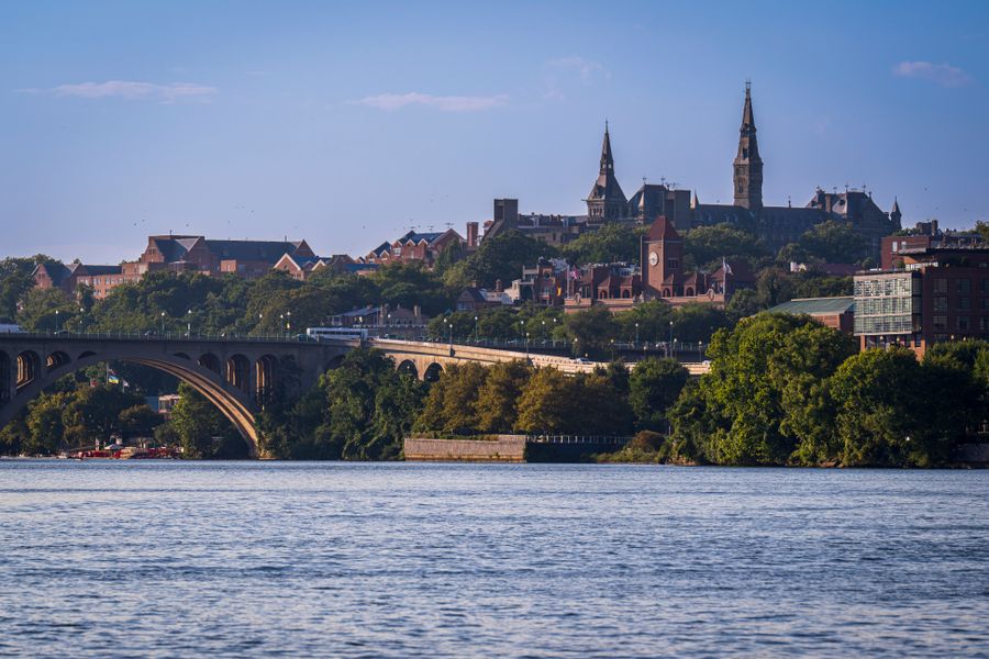 Business Hotels Near Georgetown Business District, Washington DC
